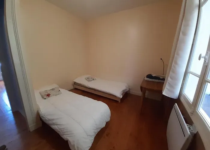 Arcachon-centre Jolie Maison Basco-landaise Avec 4 *