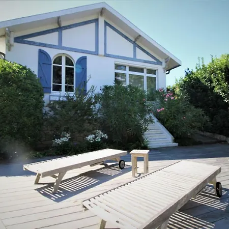 Arcachon-centre Jolie Maison Basco-landaise Avec 4 *